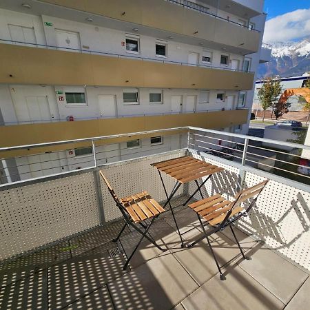 Stylish Apartment In Innsbruck + 1 Parking Spot Exterior photo